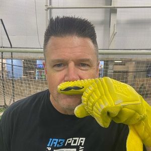 Meet your Posher, Tom